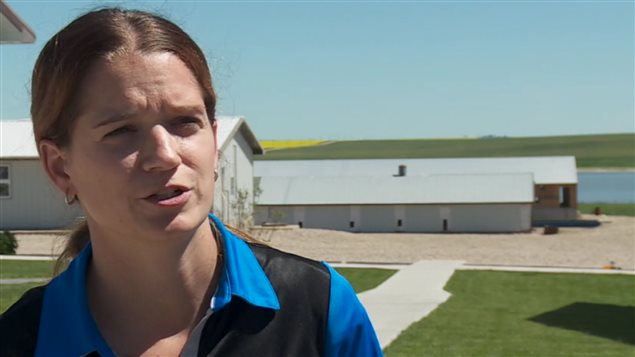 阿尔伯塔蛋鸡养殖协会绿色能源专家Jenna Griffin