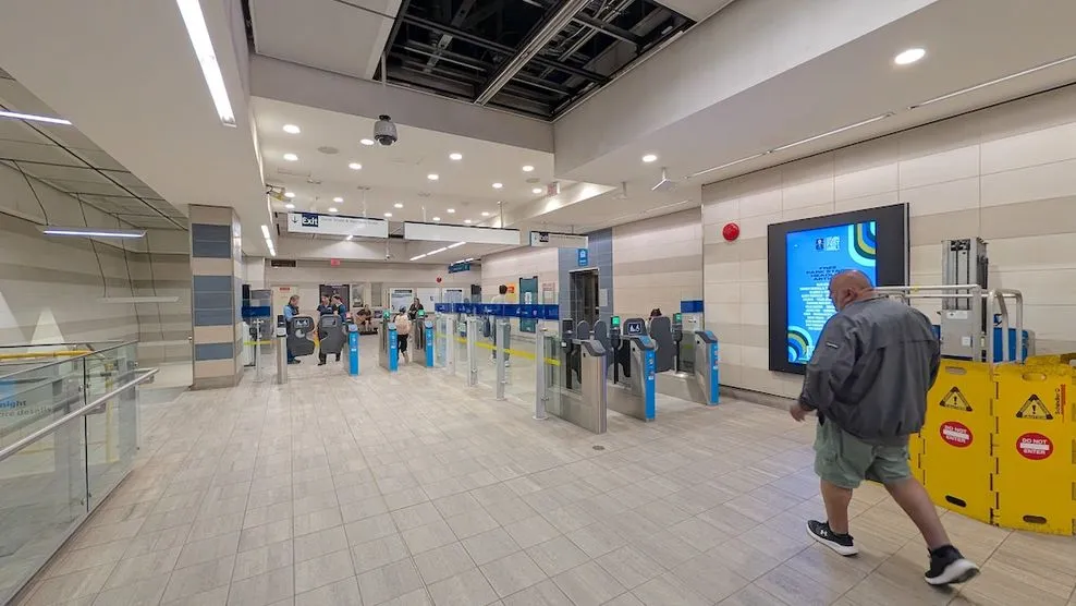 skytrain yaletown roundhouse station fare gates