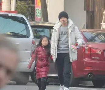 马伊琍的母乳喂养故事太感人,但文章去哪了?