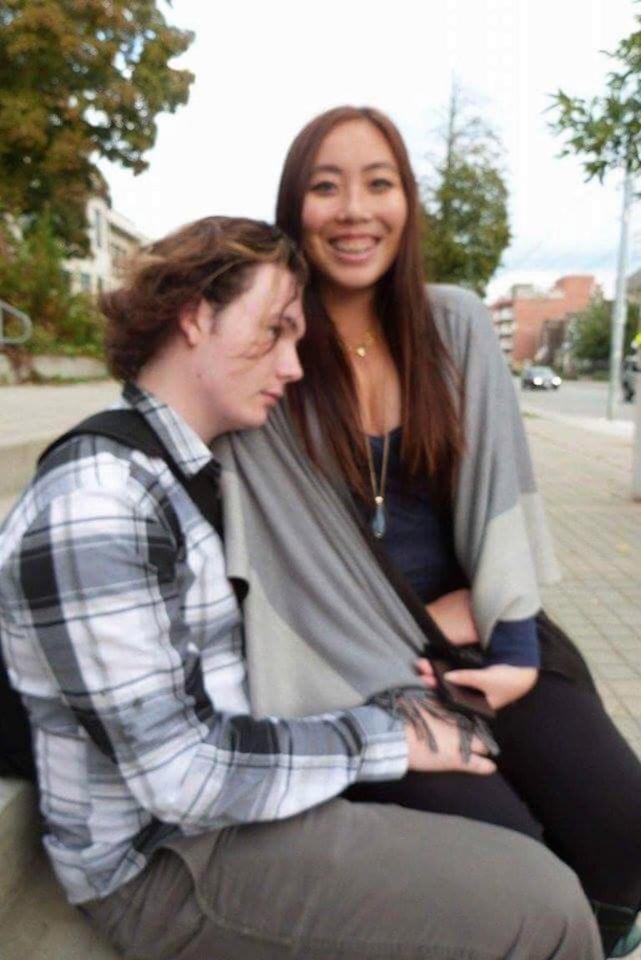 5c6b5a8d36b409ea72d2ee051e2d7fc5.jpg