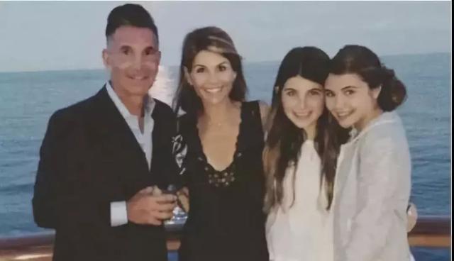 耶鲁没有招生丑闻，哈佛没有爱情故事