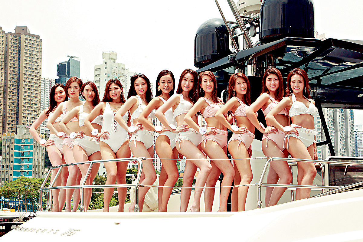 ■“2019亚洲太平洋国际小姐”11位佳丽以泳装亮相。