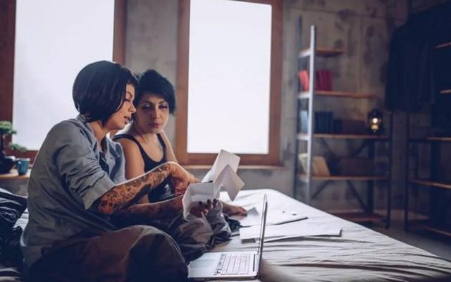 就剩557刀!三成加拿大人入不敷出，每月仅能剩这么点钱