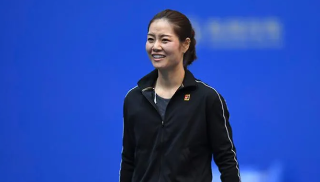 李娜回应“退出中国国籍”:不想再有更多评论