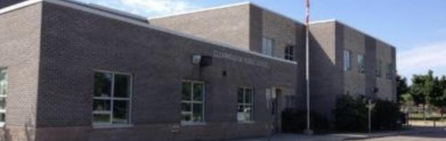 突发!加拿大少年扬言扫射血洗小学!学校现已紧急关闭,家长崩溃… 突发!加拿大少年扬言扫射血洗小学!学校现已紧急关闭,家长崩溃…