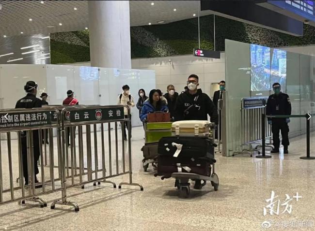 中国大开国门 北京、上海、广州机场盛况 中国大开国门 北京、上海、广州机场盛况