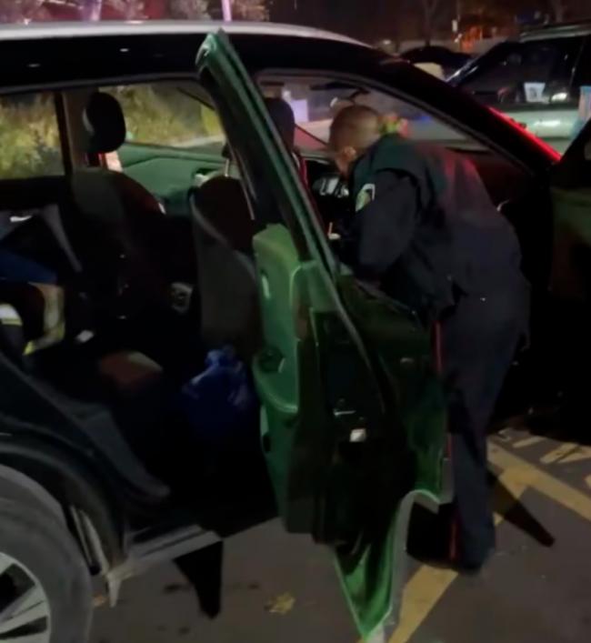 嫌出警慢 男子自己1小时找回被盗车辆 网友炸了 嫌出警慢 男子自己1小时找回被盗车辆 网友炸了