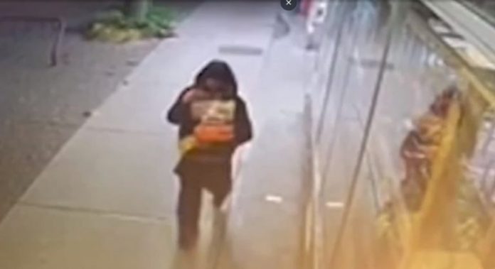 89962C34-3335-42AE-8051-EA815A91B161 图片