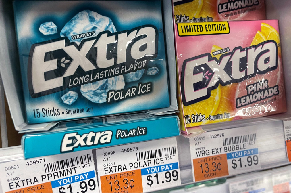 益达(Extra)无糖香口胶也含有阿斯巴甜(Aspartame)。 路透社
