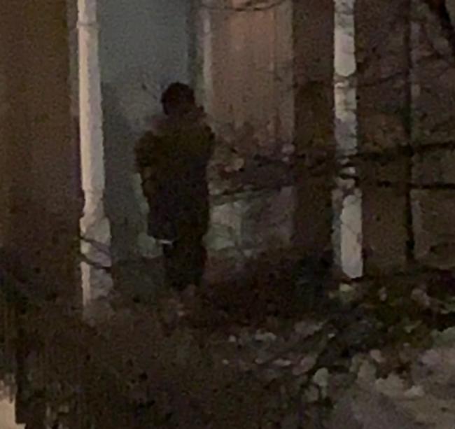 华人遇陌生女子挨家挨户敲门干这事:千万别开门 华人遇陌生女子挨家挨户敲门干这事:千万别开门