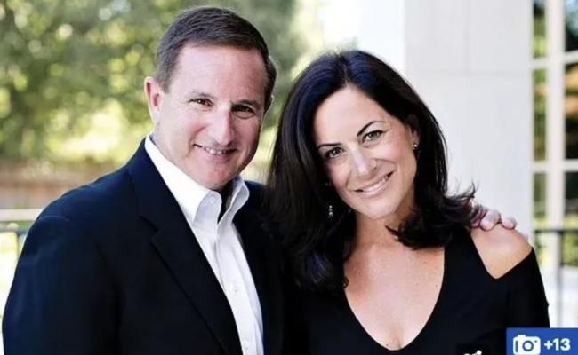 67岁的比尔&middot;盖茨要闪婚？60岁豪门遗孀秀出巨大钻戒！当事人亲自回应&hellip;