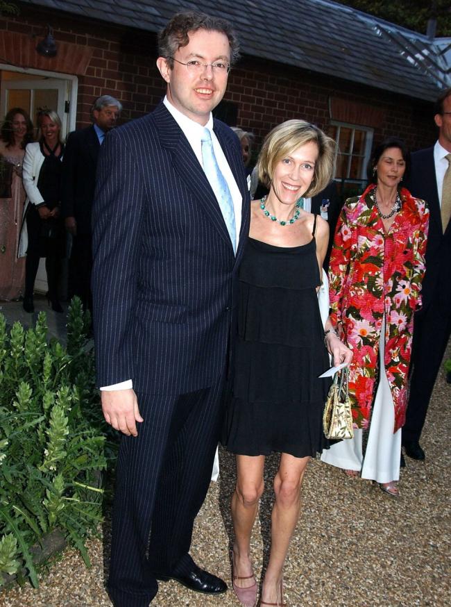 英亿万富翁心碎:妻子患癌去世,第一任吸毒殒命 英亿万富翁心碎:妻子患癌去世,第一任吸毒殒命