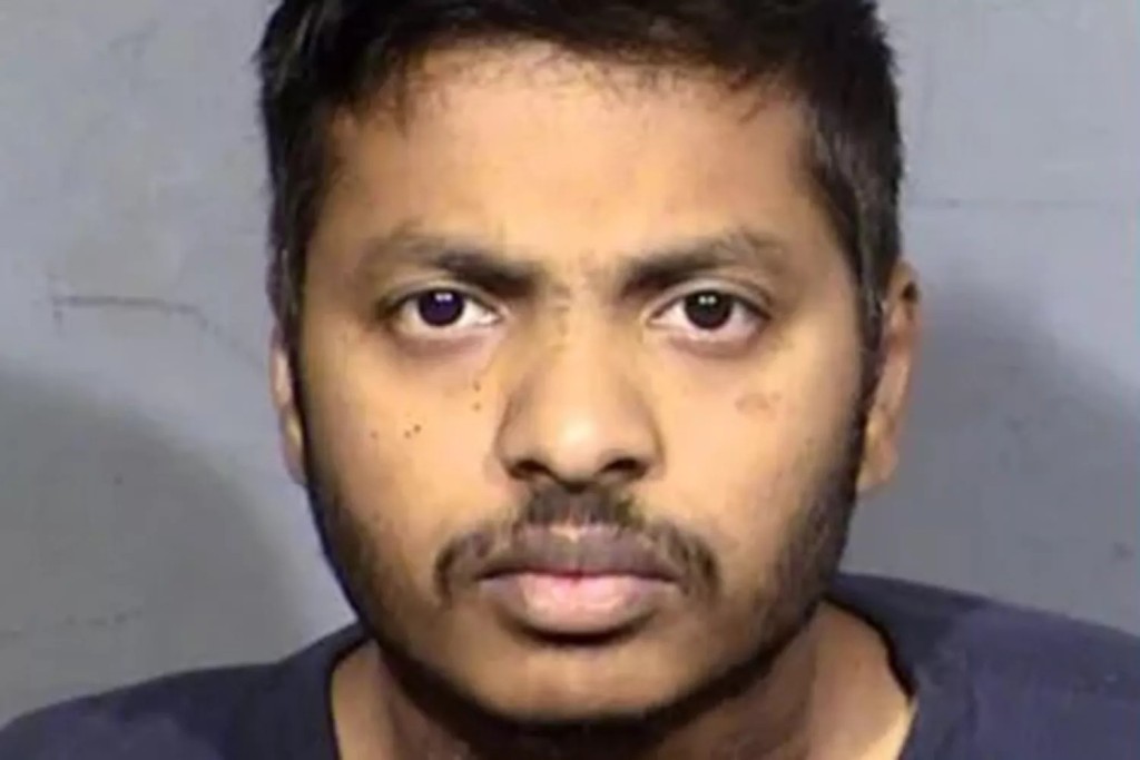 古米难遏怒火,向妻子下毒手。网图 古米难遏怒火,向妻子下毒手。网图