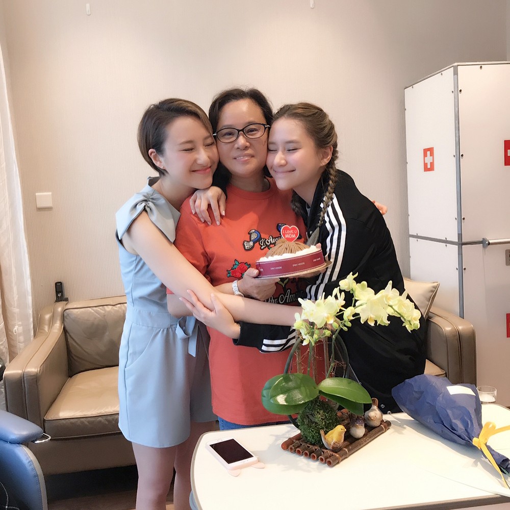 何超云近年作风变得低调。 何超云近年作风变得低调。