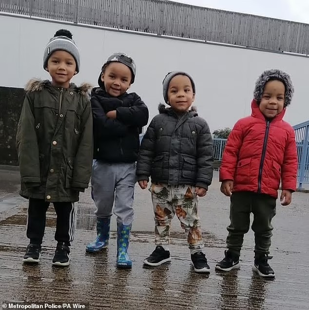 案中丧命的两对孖生男孩。网图 案中丧命的两对孖生男孩。网图