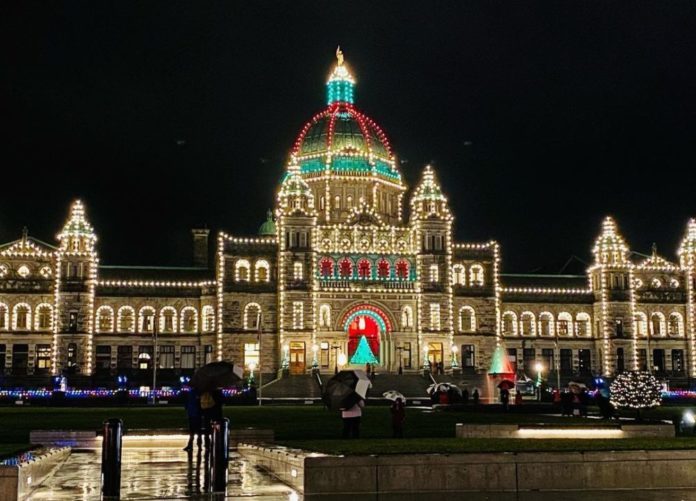 262568009_1092632544820182_1264244500845675388_n-e1638570402711-696x501 图片