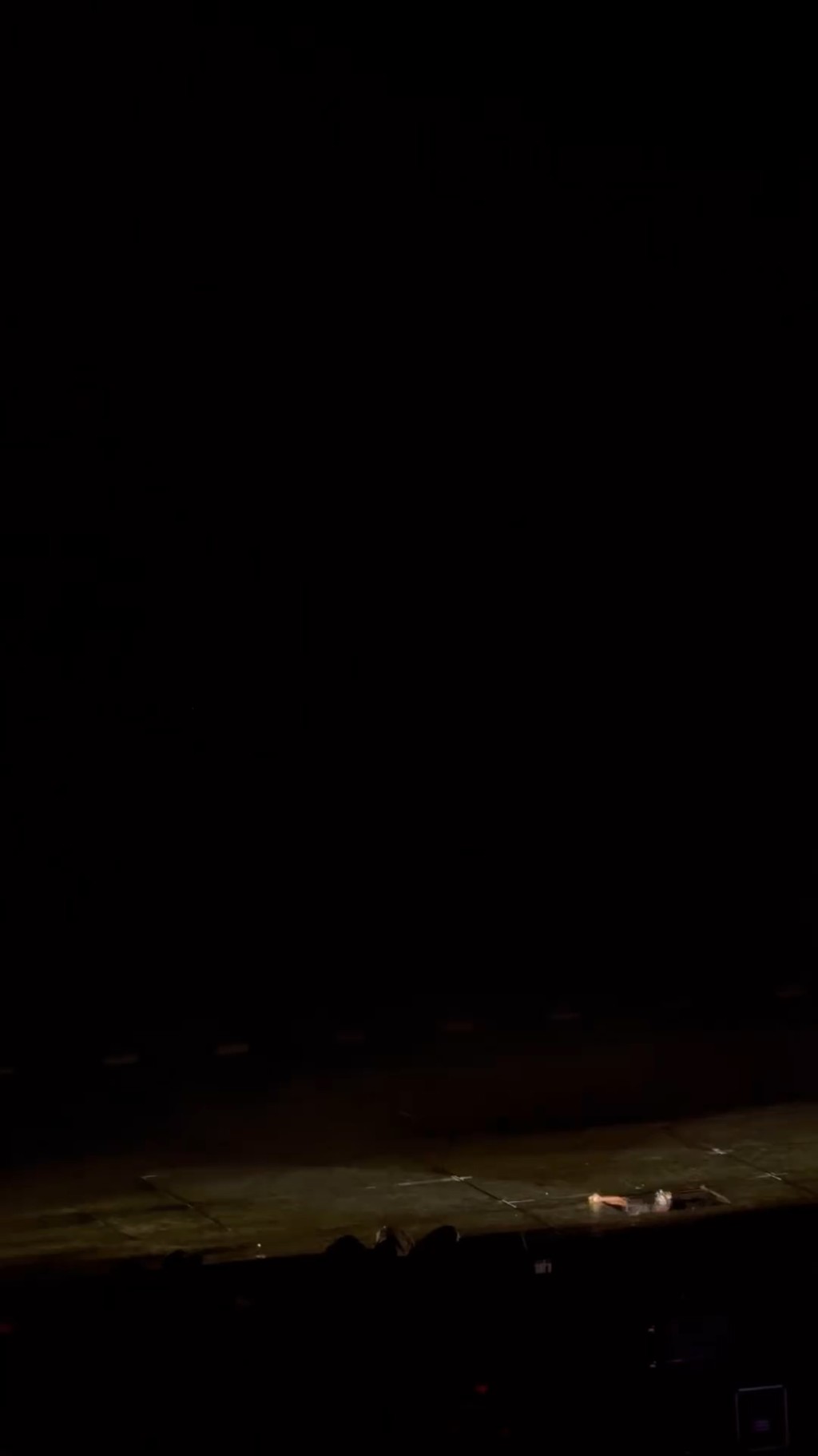 郭富城没有撞到头部。 郭富城没有撞到头部。