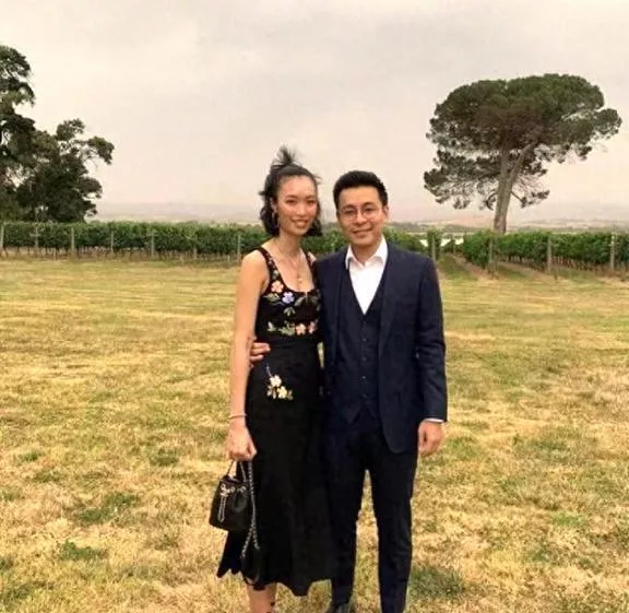 霍启仁曼谷大婚 郭晶晶出席:终于有妯娌了! - 人物新闻 - 温哥华天空 - Vansky