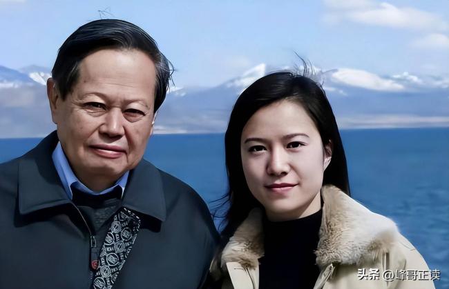 杨振宁与长子的一通电话，暴露了翁帆真实地位