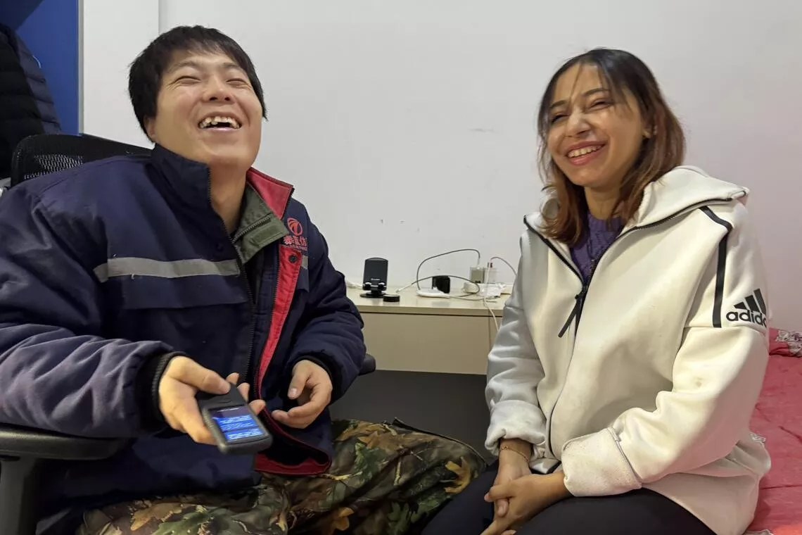 更多中国男娶外国女:性价比高 不必买房送彩礼