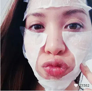 越南女逆袭美国梦 靠化妆27岁登上福布斯排行榜