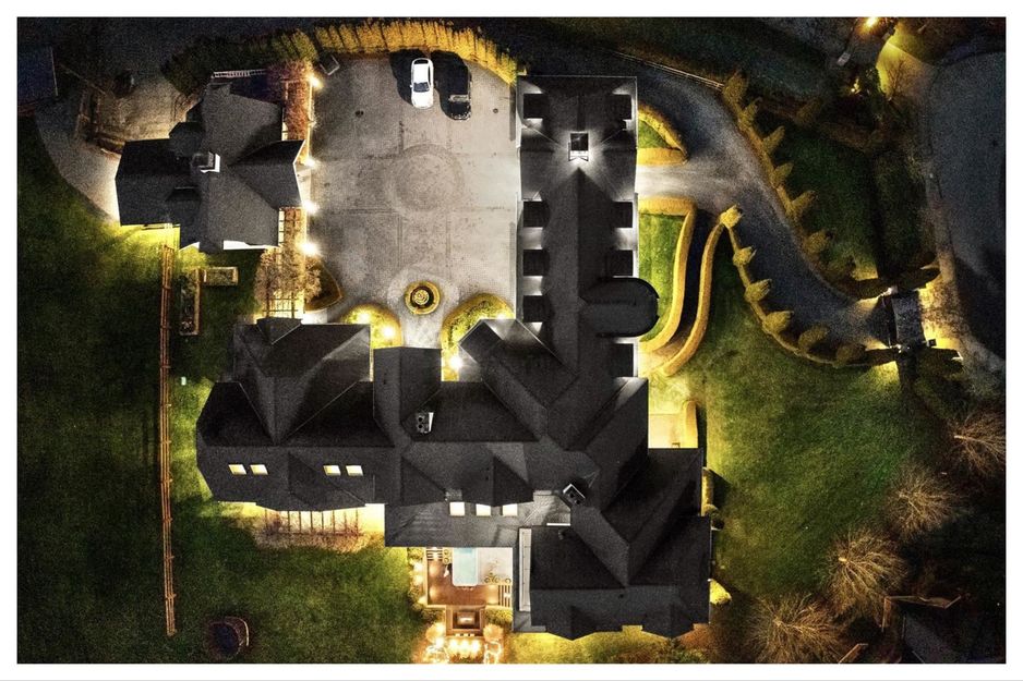 兰利马术庄园在经历12次挂牌和降价后成功售出