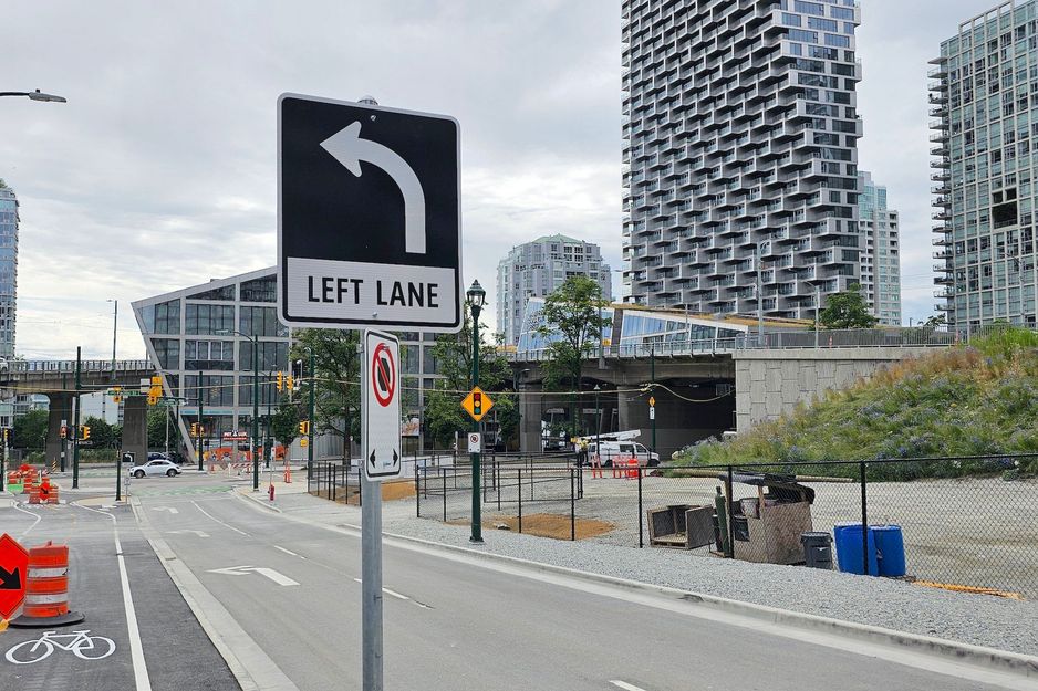 新建的Granville大桥与Pacific街之间的直通道路