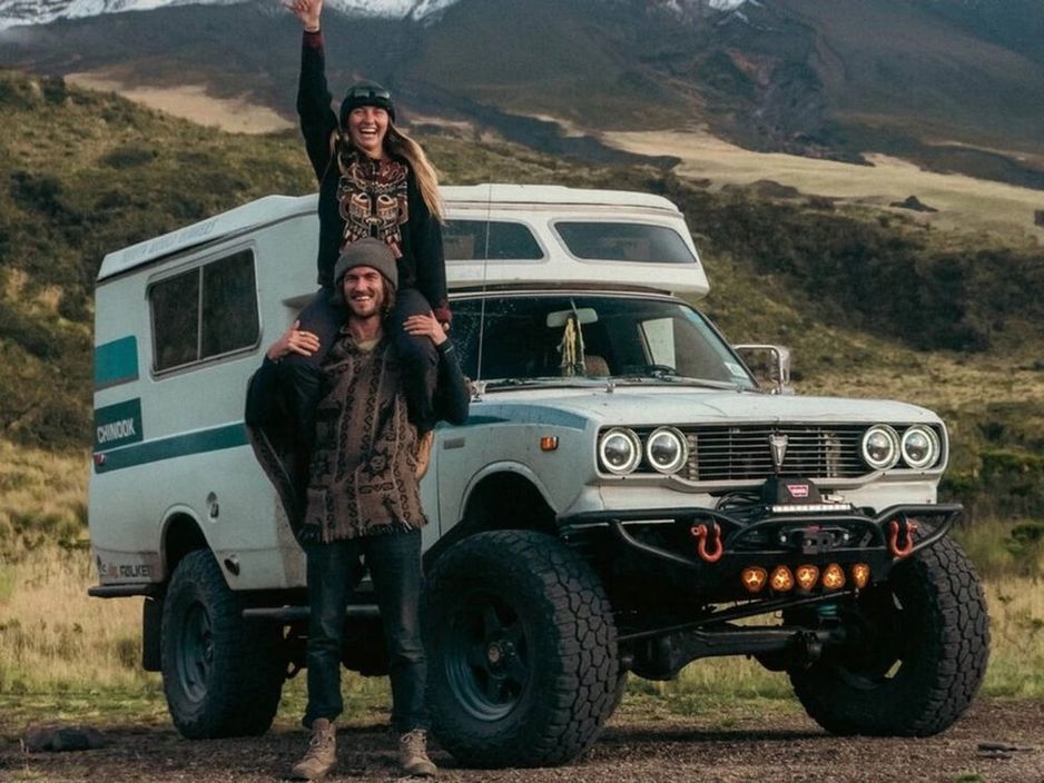 斯泰西·图罗特和马修·尤曼斯于2025年8月7日在卑诗省内陆发生的越野事故中遇难。斯泰西·图罗特通过脸书提供