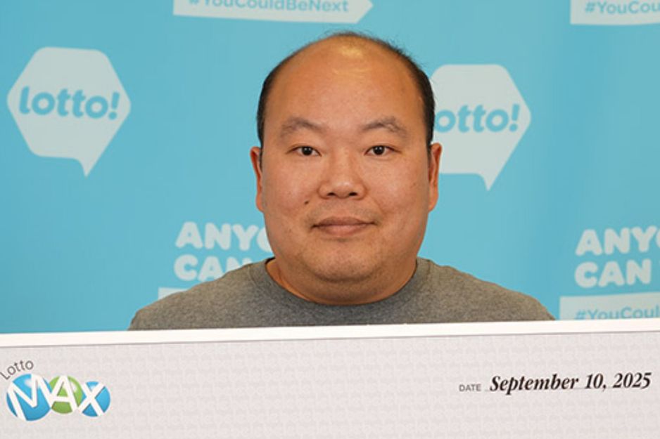 加拿大男孩在巨额彩票中奖后,向父亲提出了一个要求