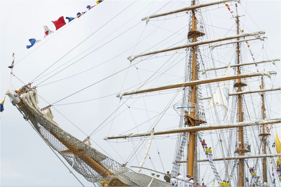 关于本周将在温哥华附近停靠的哥伦比亚海军舰艇的消息