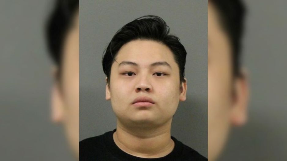 因参与高端车辆诈骗案,黄承辉被判刑。照片来源