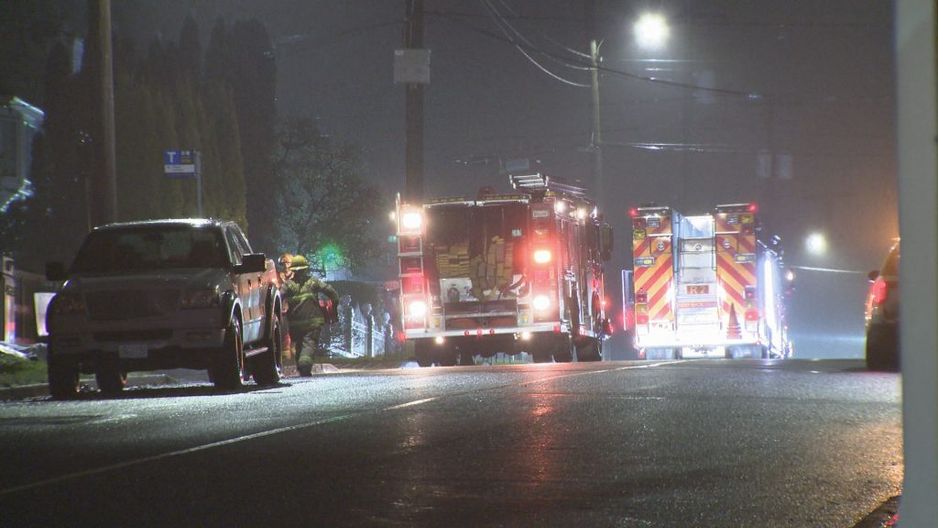 温哥华一栋房屋发生火灾,导致一人遇难。(CityNews 图片)