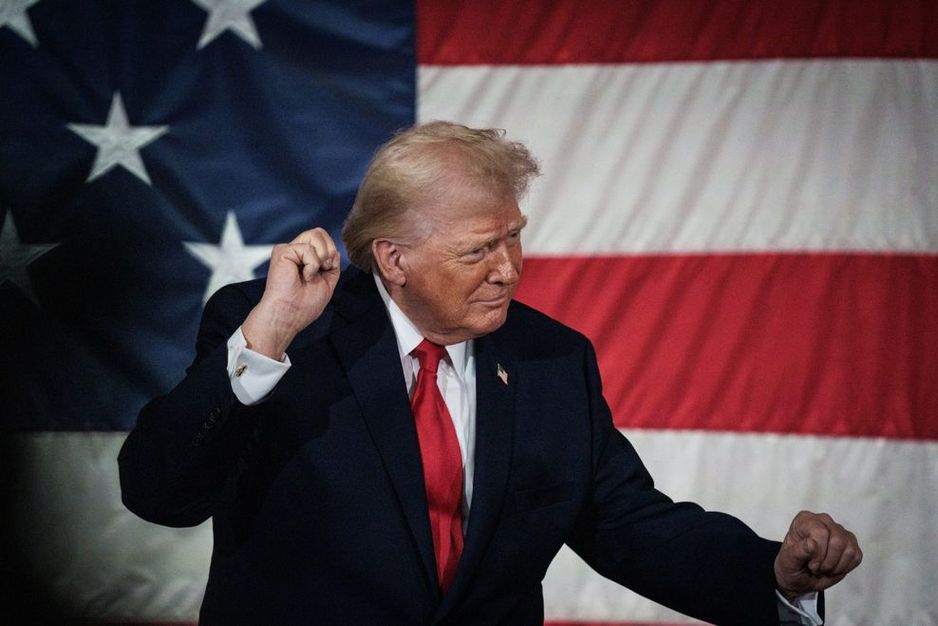 特朗普在美国队赢得对加拿大的奥运金牌后进行视频通话