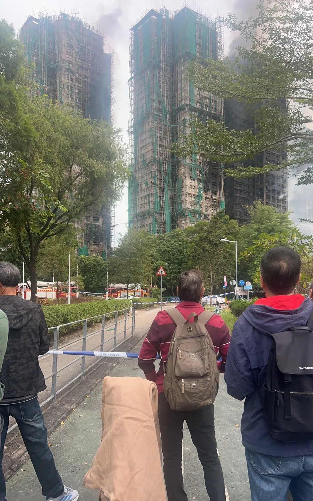 1764254691528408.jpg 3b98ff3830bf7dc22335fbc65e6b961a.jpg