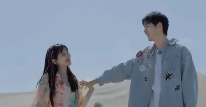 演员金莎和孙丞潇官宣结婚!两人相差17岁,金莎曾自嘲自己的择偶标准“一张A4纸都写不完”