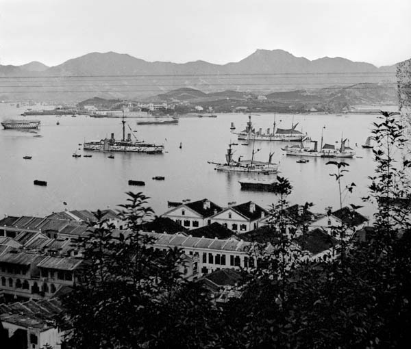 1890年的港口.png