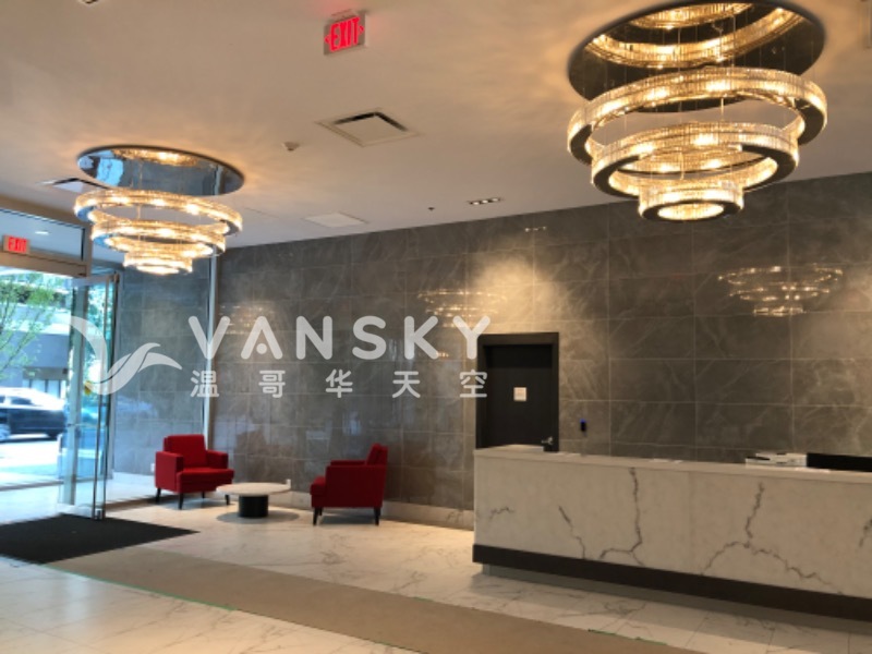 Downtown市中心一房一den高层公寓