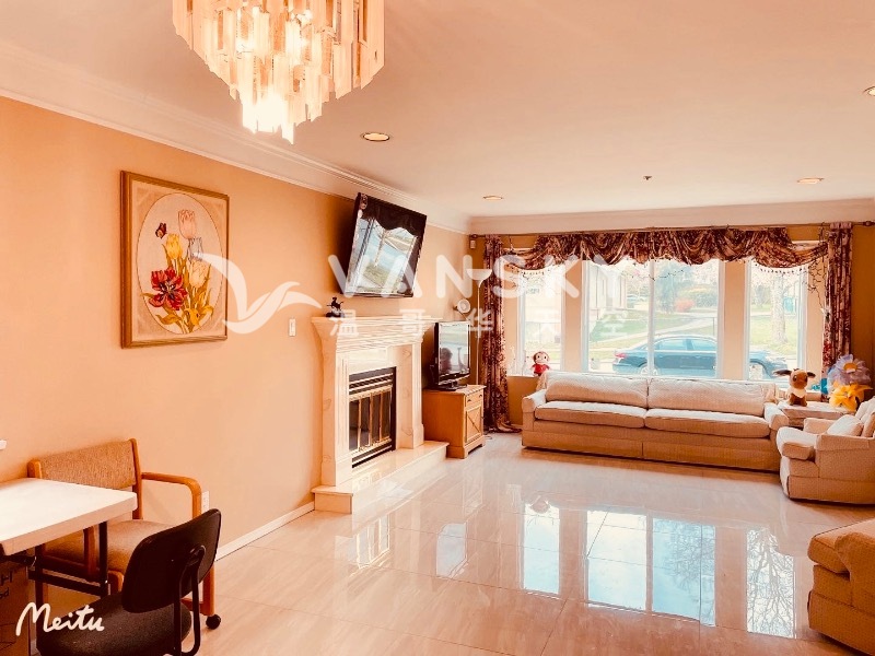 温哥华市独立门户出租