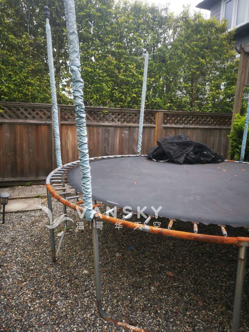 蹦床（ 免费自拆自取）