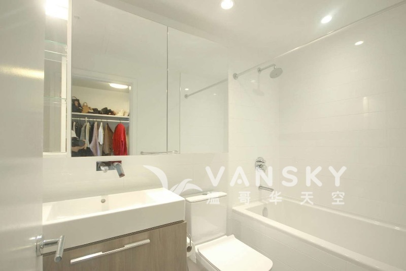 Brentwood 2房2衛浴 + 400sqt大陽台