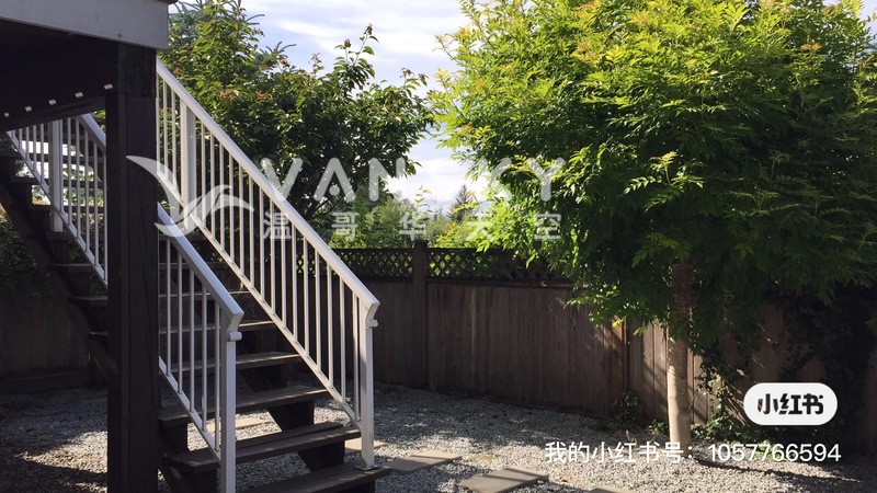 独立出入地面一层两房一厅出租