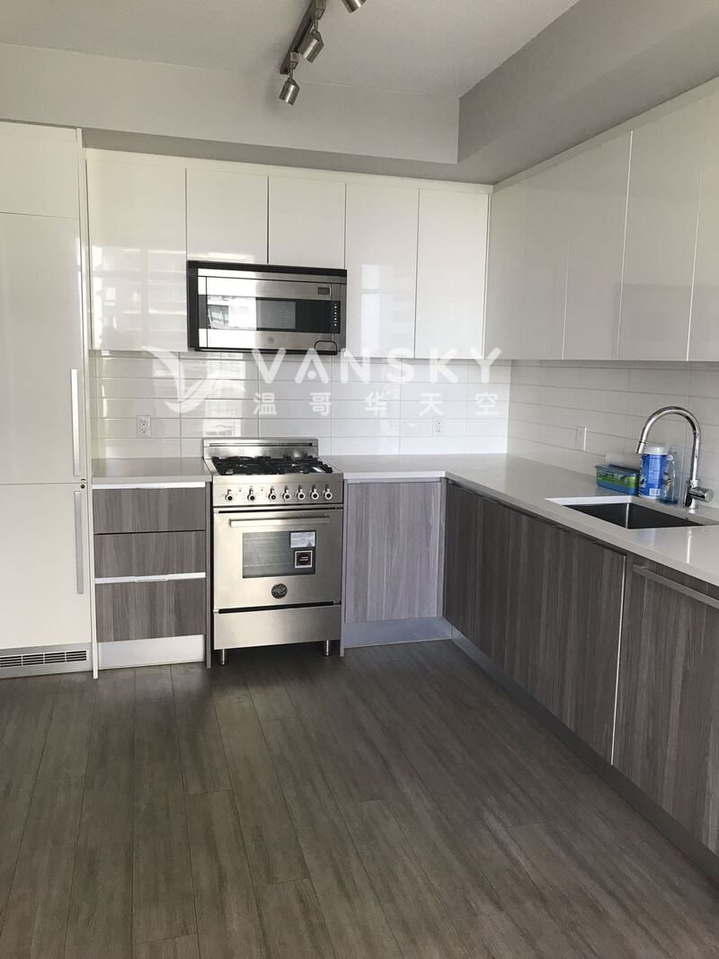 Metrotown高层公寓一室一厅出租