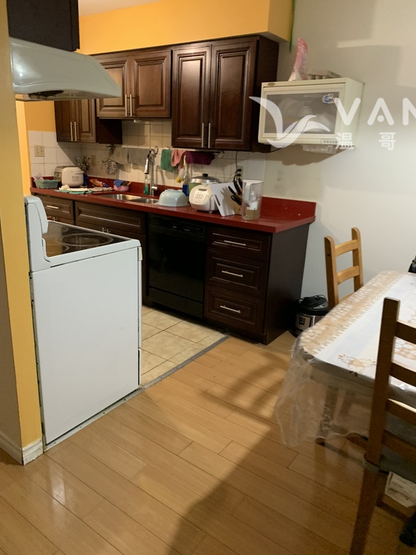 Patterson 天车边上公寓有一房出租，即可入住