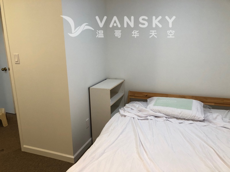 溫西53街兩房分租，每房$950