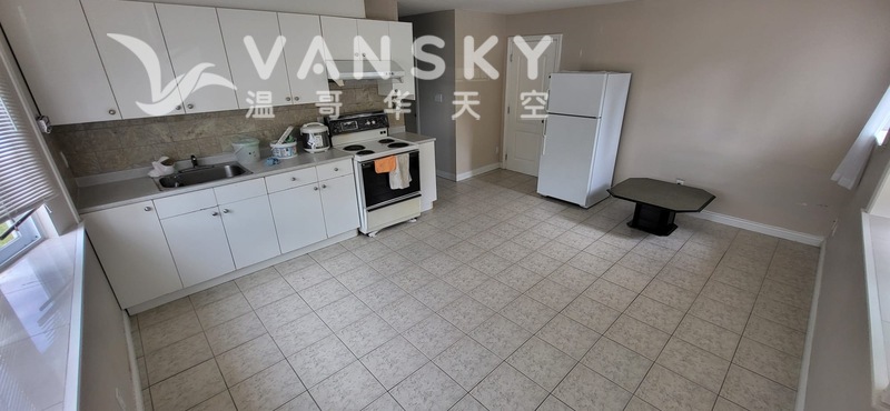 Metrotown 地下層2房l廳