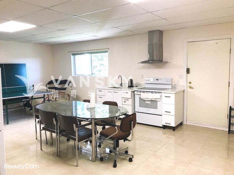 高贵林中心900呎一房一卫一书房出租