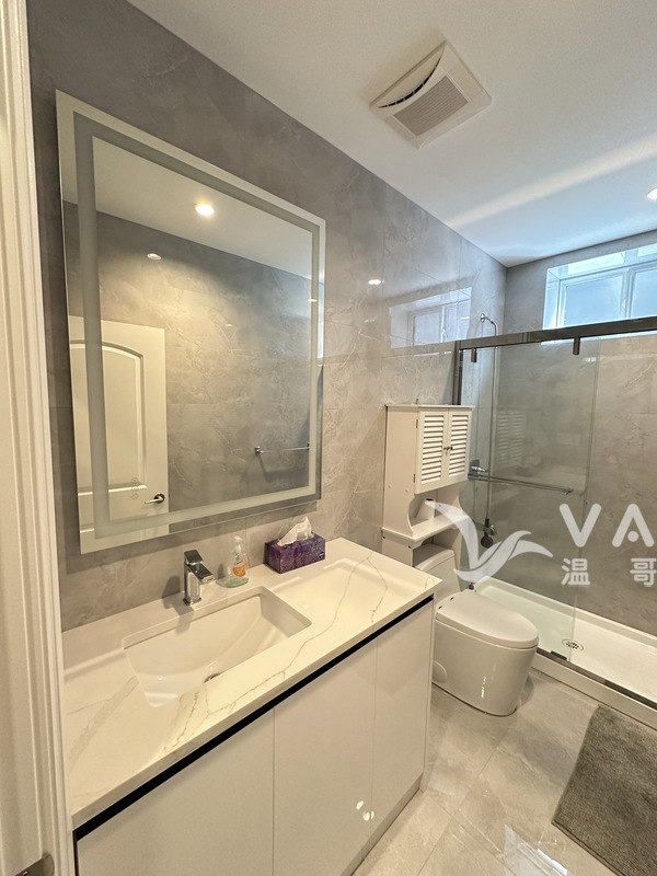 Metro town全新两房一厅出租