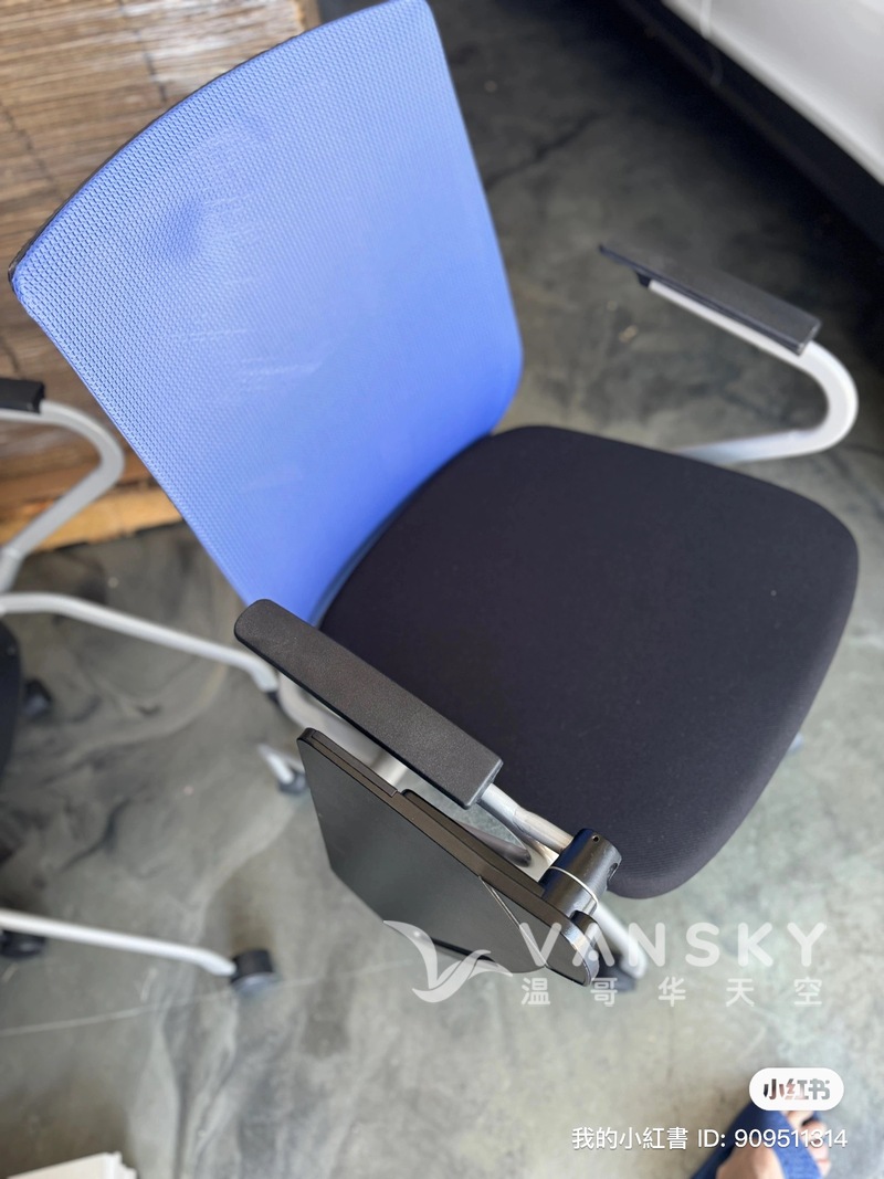 超值版桌椅95%新