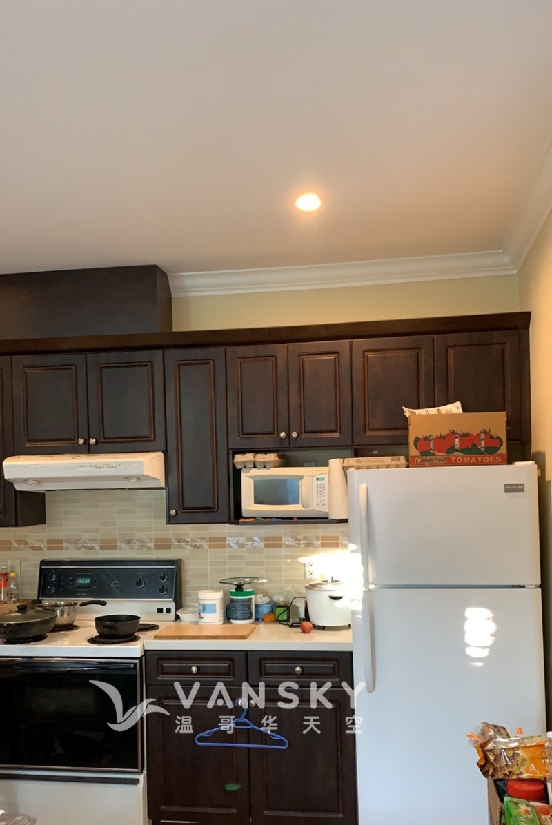 新屋一楼800尺一房一厅独立出租