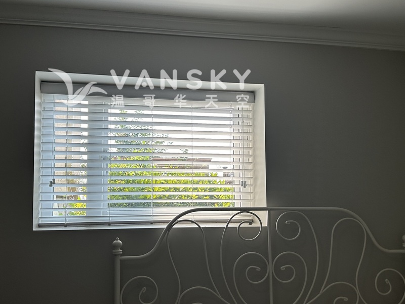  本拿比1 房獨立门戶出租